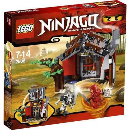 LEGO Ninjago Geheime Smederij (2508), huren vanaf €1,25/week
