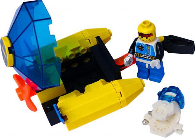 LEGO Overige Town Aquazone Sea Sprint 9 - 6125A (6125A), huren vanaf €0,25/week